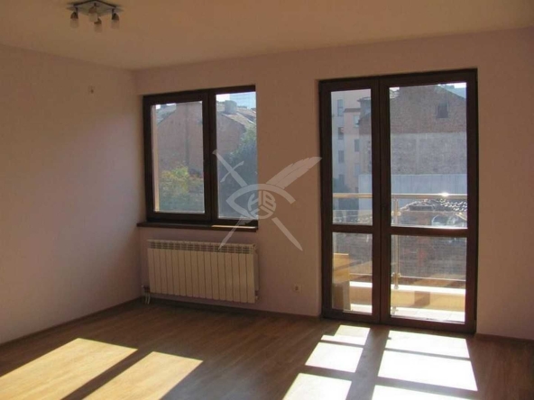 Дава се под наем Двустаен апартамент в София, Център - 65 кв.м за 650 € - Снимка #1