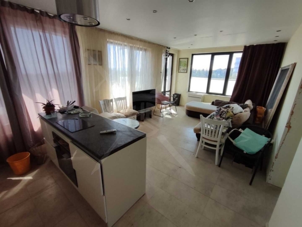 Тристаен апартамент в к.к. Св.Св. Константин и Елена - 101 кв.м за 2278 €/кв.м - Снимка #1