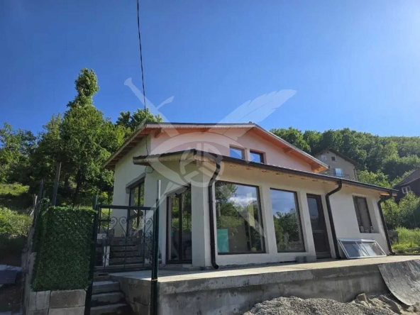 Къща в Своге - 75 кв.м за 1600 €/кв.м - Снимка #1