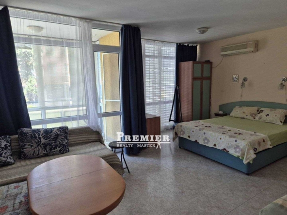 Едностаен апартамент в к.к. Слънчев бряг - 45 кв.м за 1300 €/кв.м - Снимка #1