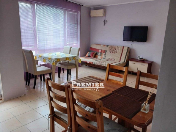 Тристаен апартамент в к.к. Слънчев бряг - 96000 кв.м за 1 €/кв.м - Снимка #1