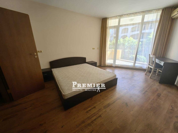 Двустаен апартамент в Бургас, Акациите - 80 кв.м за 913 €/кв.м - Снимка #1