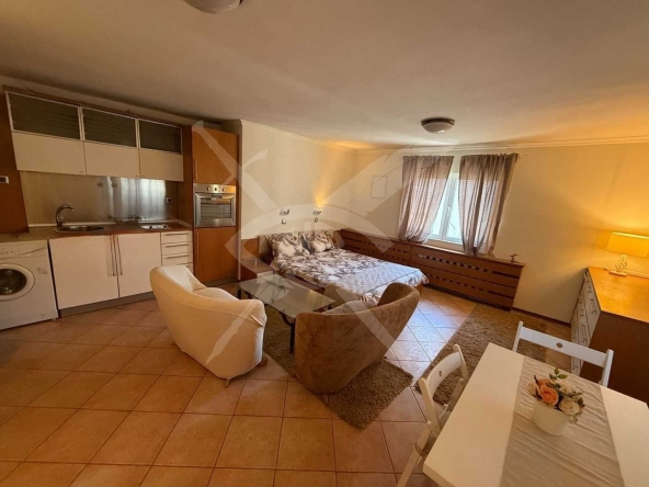 Дава се под наем Едностаен апартамент в София, Център - 33 кв.м за 550 € - Снимка #1