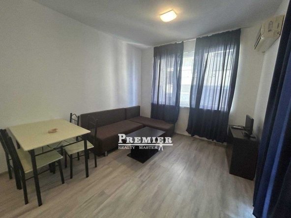 Двустаен апартамент в Поморие - 52 кв.м за 1404 €/кв.м - Снимка #1