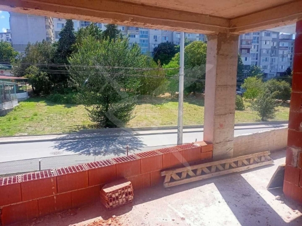 Тристаен апартамент в Варна, Владислав Варненчик - 76 кв.м за 1118 €/кв.м - Снимка #1