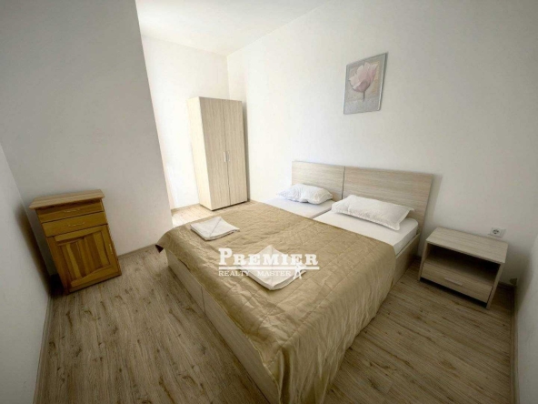 Двустаен апартамент в к.к. Слънчев бряг - 50 кв.м за 1240 €/кв.м - Снимка #1