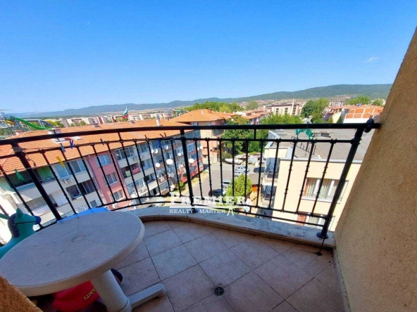 Тристаен апартамент в к.к. Слънчев бряг - 77 кв.м за 1065 €/кв.м - Снимка #1