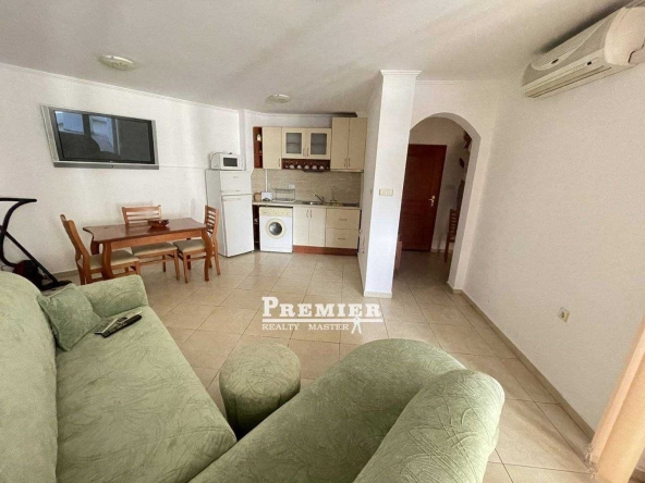 Двустаен апартамент в к.к. Слънчев бряг - 74 кв.м за 946 €/кв.м - Снимка #1