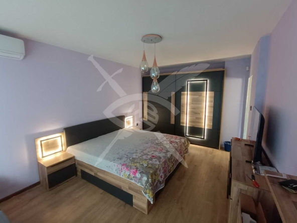 Дава се под наем Тристаен апартамент в София, Лозенец - 75 кв.м за 950 € - Снимка #1