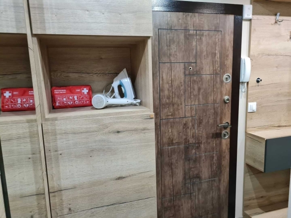 Дава се под наем Тристаен апартамент в Варна, Генералите - 80 кв.м за 867 € - Снимка #1