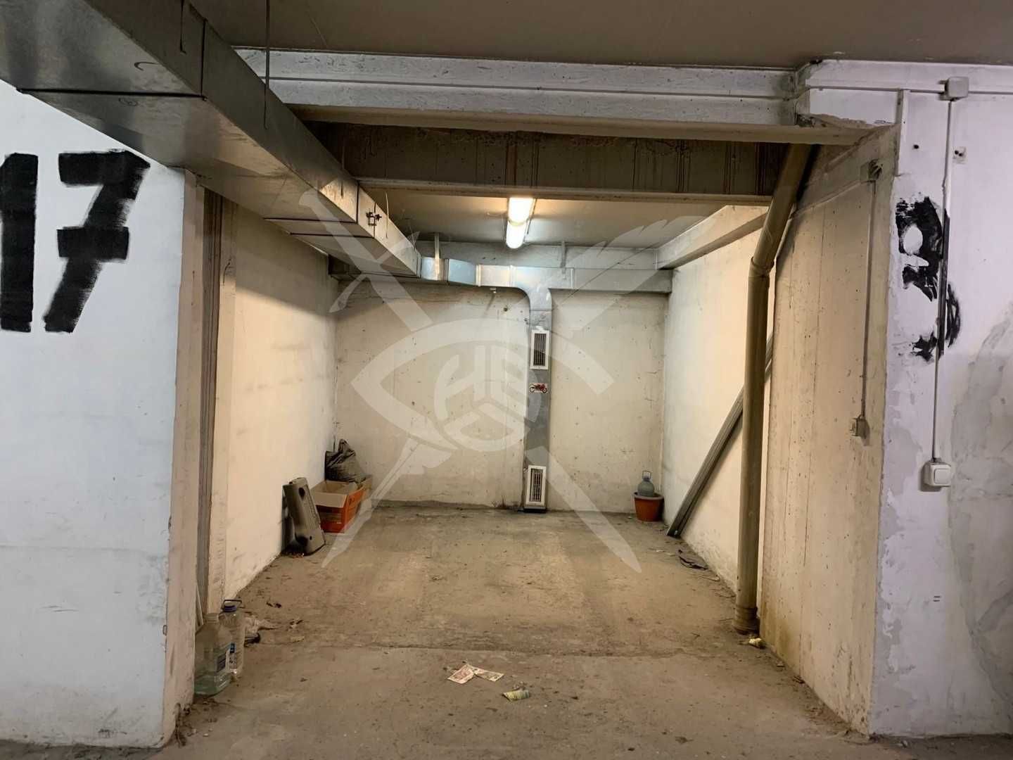 Гараж / Паркомясто в София, Младост 1А - 16 кв.м за 3063 €/кв.м - Снимка #1