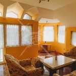 Дава се под наем Етаж от къща в София, Модерно предградие - 90 кв.м за 650 € - Снимка #1