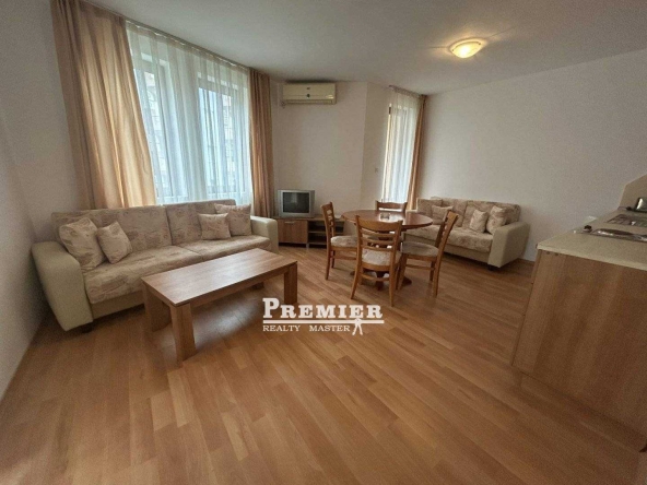 Двустаен апартамент в к.к. Слънчев бряг - 72 кв.м за 1131 €/кв.м - Снимка #1