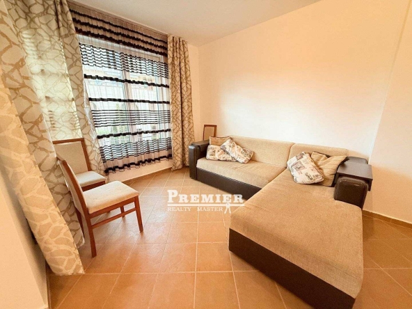 Тристаен апартамент в Бургас, Акациите - 102 кв.м за 922 €/кв.м - Снимка #1