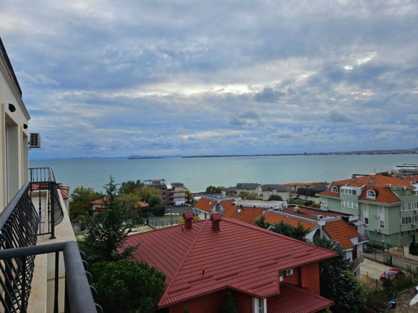 Двустаен апартамент в Свети Влас - 142 кв.м за 2013 €/кв.м - Снимка #1