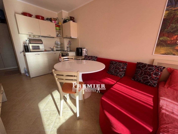 Едностаен апартамент в к.к. Слънчев бряг - 40 кв.м за 1248 €/кв.м - Снимка #1