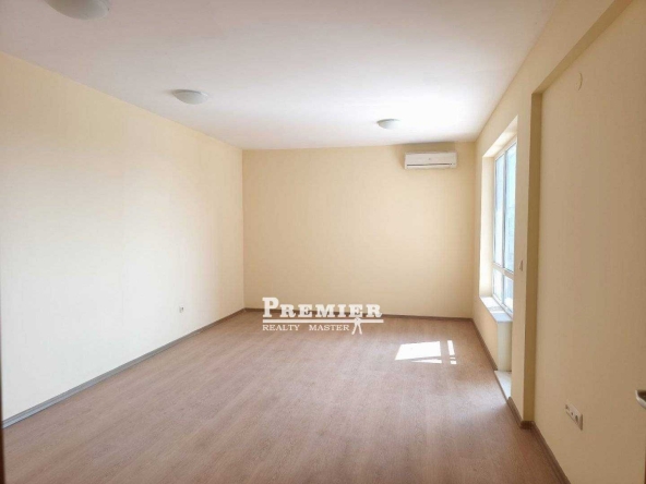 Двустаен апартамент в Бяла - 63 кв.м за 1112 €/кв.м - Снимка #1