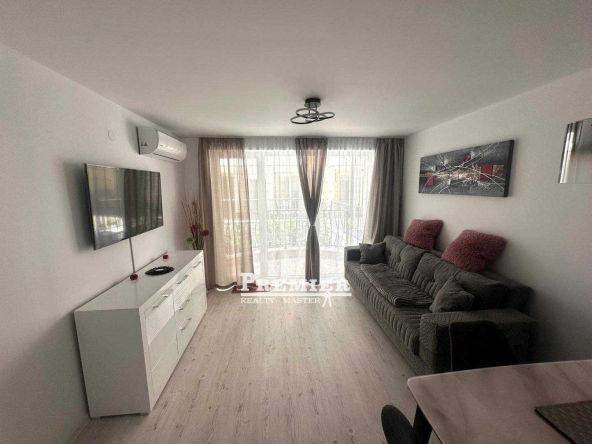 Двустаен апартамент в Свети Влас - 58 кв.м за 1983 €/кв.м - Снимка #1