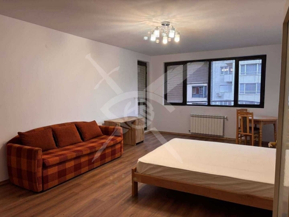 Дава се под наем Многостаен апартамент в София, Медицинска академия - 143 кв.м за 1000 € - Снимка #1