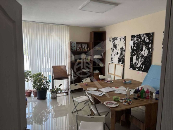 Дава се под наем Офис в София, Дървеница - 100 кв.м за 997.05 € - Снимка #1