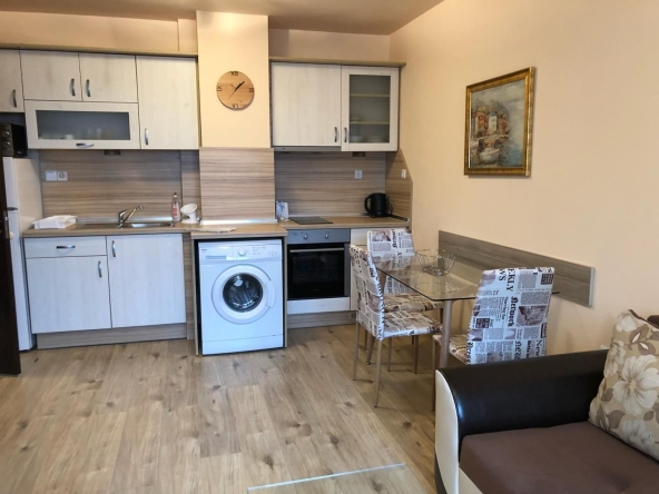 Дава се под наем Двустаен апартамент в Варна, Погреби - 55 кв.м за 450 € - Снимка #1