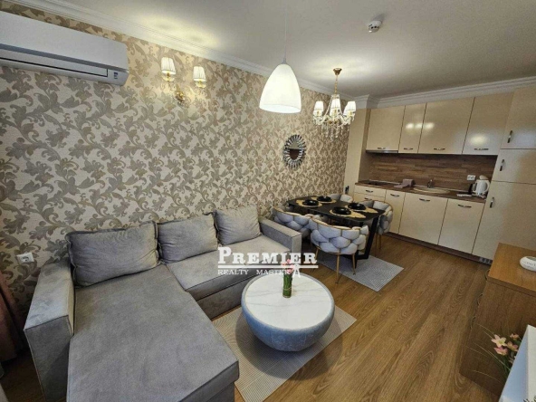 Тристаен апартамент в к.к. Слънчев бряг - 65 кв.м за 1129 €/кв.м - Снимка #1