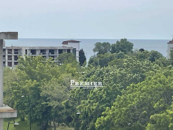 Двустаен апартамент в Несебър - 70 кв.м за 1215 €/кв.м - Снимка #1