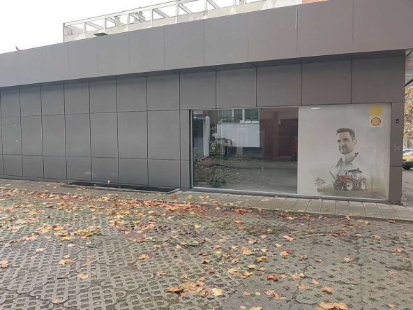 Магазин в Каварна - 240 кв.м за 1658 €/кв.м - Снимка #1