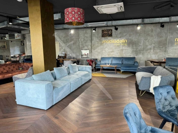 Магазин в София, Витоша - 349 кв.м за 1530 €/кв.м - Снимка #1