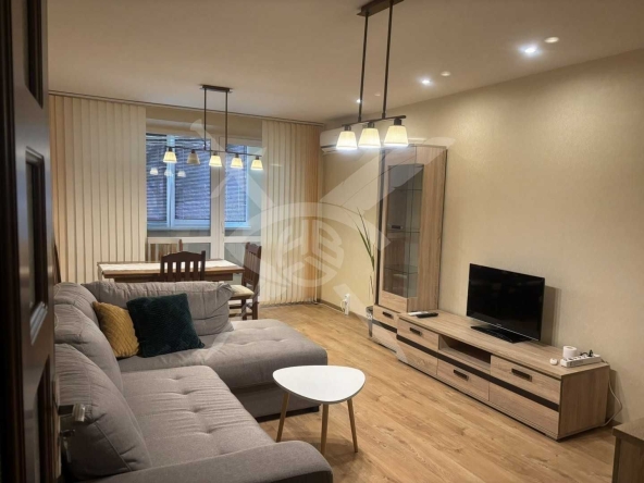 Дава се под наем Тристаен апартамент в София, Младост 2 - 90 кв.м за 847.62 € - Снимка #1