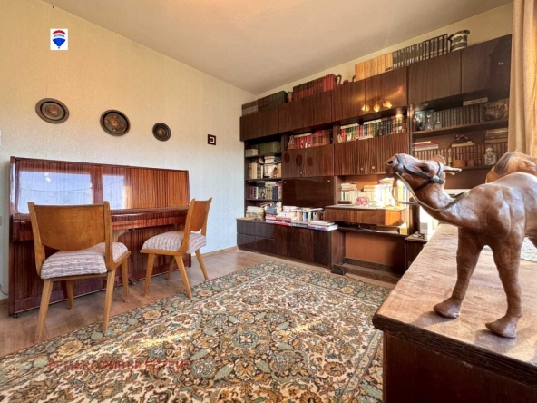 Двустаен апартамент в Русе, Център - 60 кв.м за 982 €/кв.м - Снимка #1