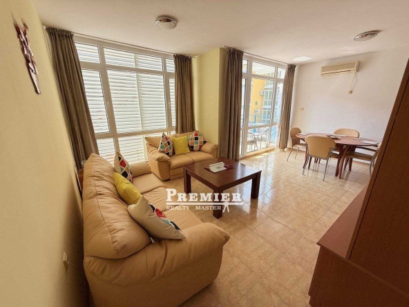 Тристаен апартамент в к.к. Слънчев бряг - 85 кв.м за 648 €/кв.м - Снимка #1