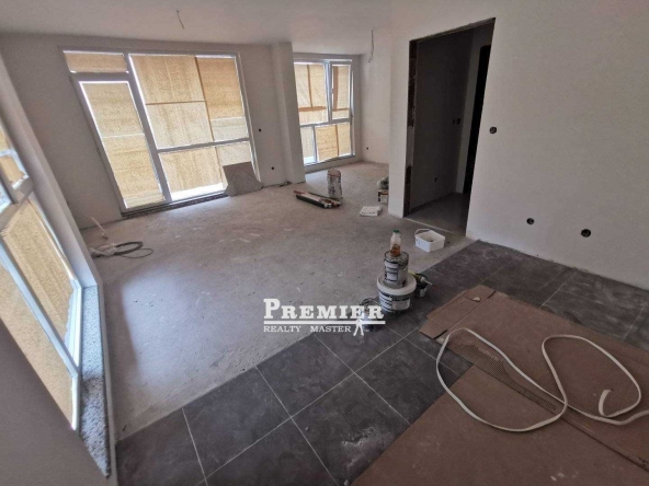 Четиристаен апартамент в Бургас, Изгрев - 154 кв.м за 1624 €/кв.м - Снимка #1