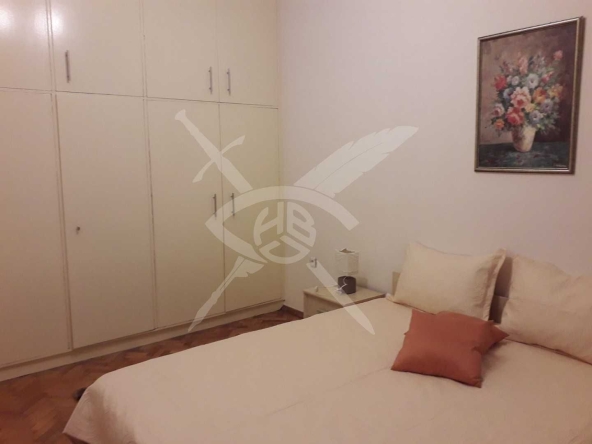 Дава се под наем Тристаен апартамент в София, Център - 70 кв.м за 847.62 € - Снимка #1