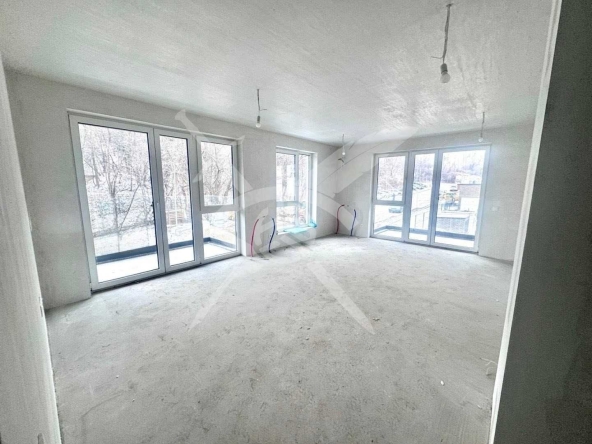 Четиристаен апартамент в София, Красно село - 160 кв.м за 1275 €/кв.м - Снимка #1