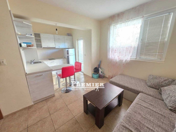 Двустаен апартамент в к.к. Слънчев бряг - 45 кв.м за 679 €/кв.м - Снимка #1