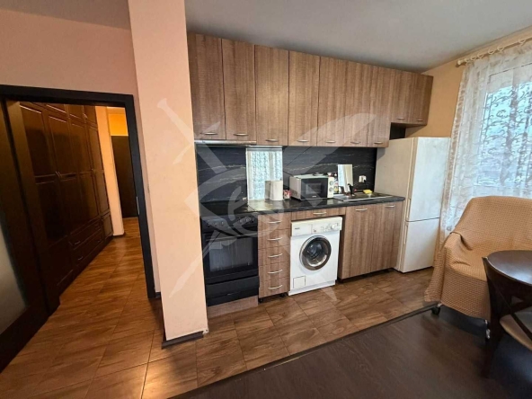 Дава се под наем Тристаен апартамент в София, Дружба 2 - 110 кв.м за 797.64 € - Снимка #1
