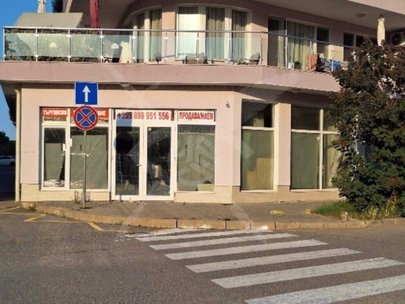 Магазин в Поморие - 165 кв.м за 581 €/кв.м - Снимка #1
