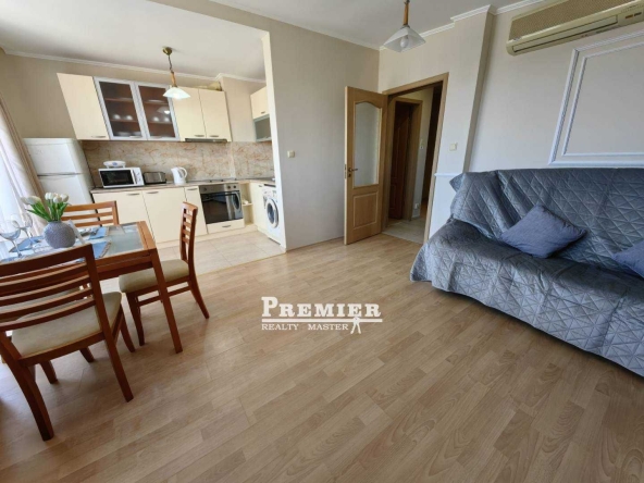 Двустаен апартамент в к.к. Слънчев бряг - 65 кв.м за 565 €/кв.м - Снимка #1