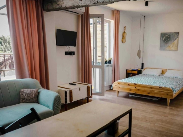 Дава се под наем Едностаен апартамент в София, Център - 40 кв.м за 598.23 € - Снимка #1