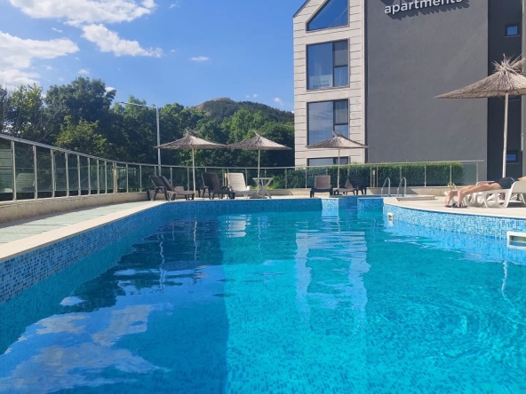 Двустаен апартамент в Каварна - 70 кв.м за 1 €/кв.м - Снимка #1