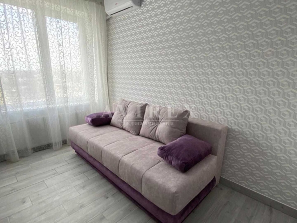 Дава се под наем Едностаен апартамент в Пловдив, Кючук Париж - 40 кв.м за 204 € - Снимка #1