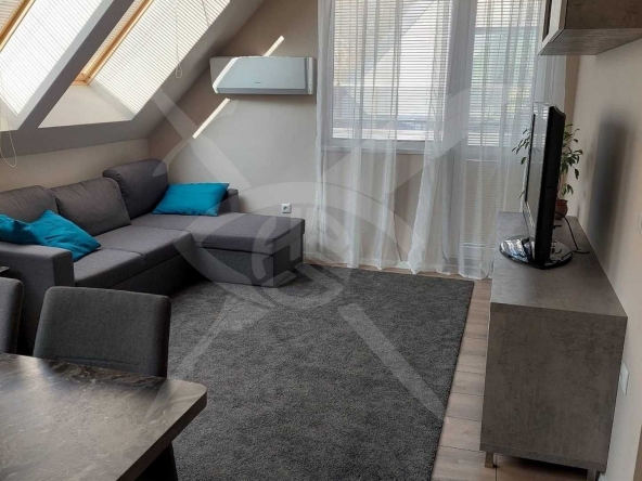 Тристаен апартамент в Варна, Базар Левски - 79 кв.м за 2406 €/кв.м - Снимка #1