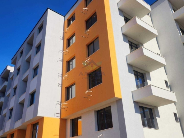 Двустаен апартамент в Пазарджик, Център - 81 кв.м за 852 €/кв.м - Снимка #1