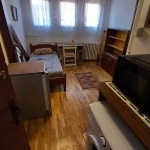 Дава се под наем Ателие в София, Лозенец - 15 кв.м за 248.88 € - Снимка #1