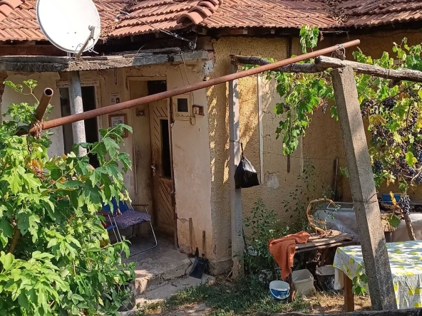 Къща в Ловеч, Вароша - 45 кв.м за 510 €/кв.м - Снимка #1