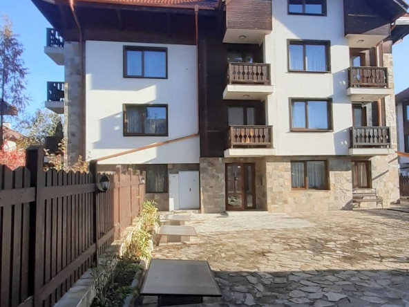 Дава се под наем Двустаен апартамент в Банско - 53 кв.м за 61.2 € - Снимка #1