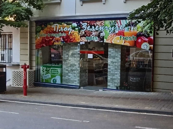 Магазин в Варна, Автогара - 40 кв.м за 204 €/кв.м - Снимка #1