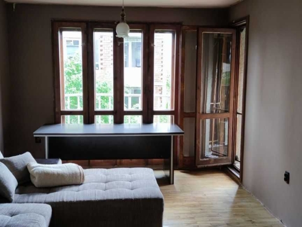 Дава се под наем Двустаен апартамент в София, Банишора - 60 кв.м за 375 € - Снимка #1