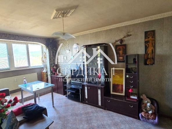 Двустаен апартамент в Перник, Мошино - 60 кв.м за 1100 €/кв.м - Снимка #1